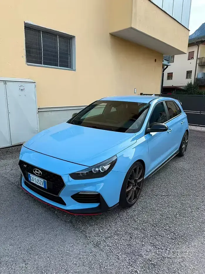 Usata Hyundai i30 275 CV (202 kW) 2020 Bluazzurro Berlina