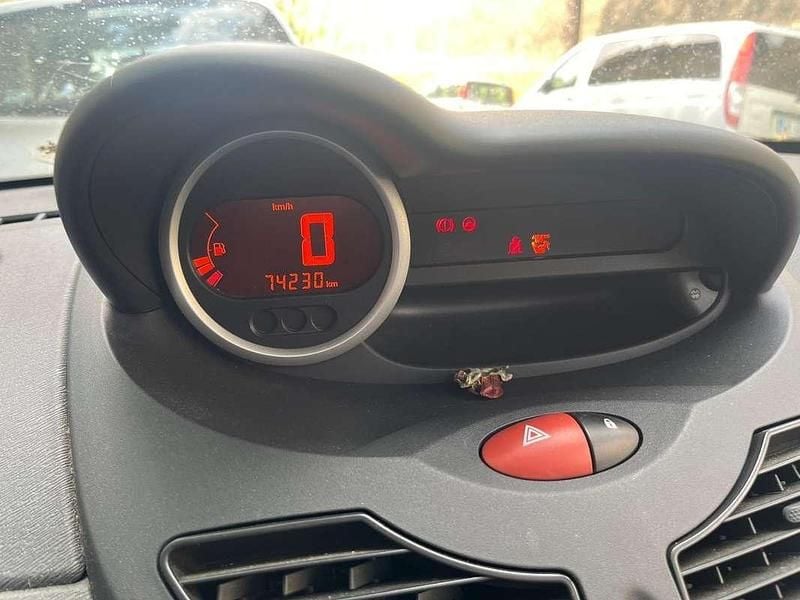 Usata Renault Twingo Dynamique 58 CV (42 kW) 2009 Rosso Utilitaria