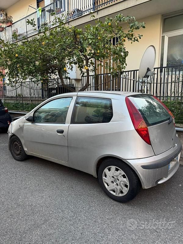 Usata Fiat Punto 1999 Grigio