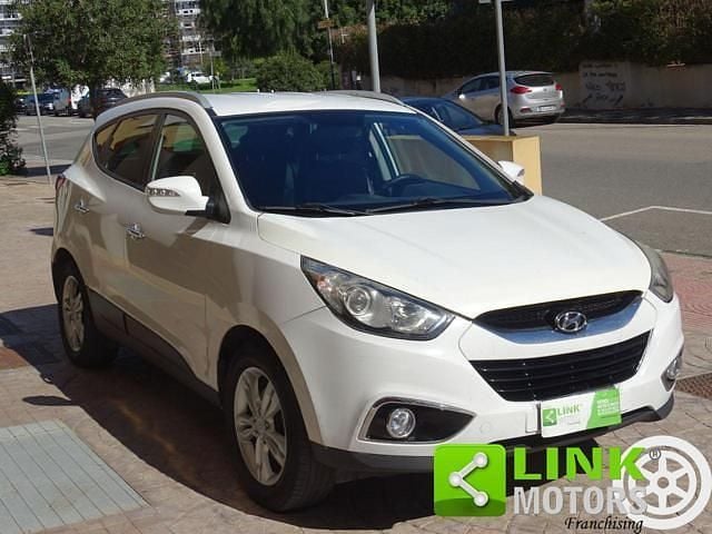 Usata Hyundai ix35 136 CV (100 kW) 2011 Bianco SUV