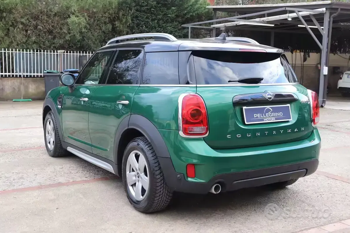 Usata Mini Cooper D Countryman Business 150 CV (110 kW) 2019 Verde SUV