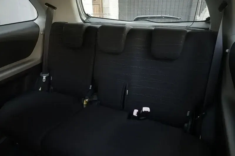 Usata Toyota Yaris Sol 69 CV (50 kW) 2006 Grigio Utilitaria