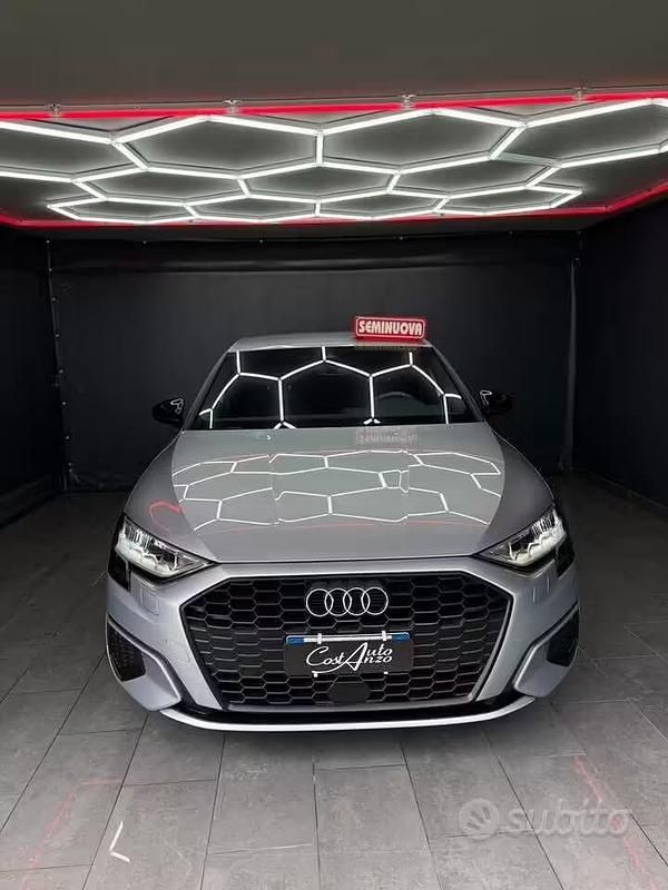 Usata Audi A3 S-Line 116 CV (85 kW) 2023 Grigio Berlina
