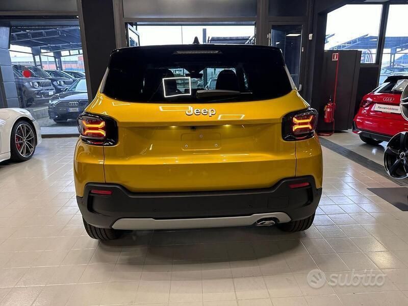 Usata Jeep Avenger Summit 101 CV (74 kW) 2024 Giallo SUV