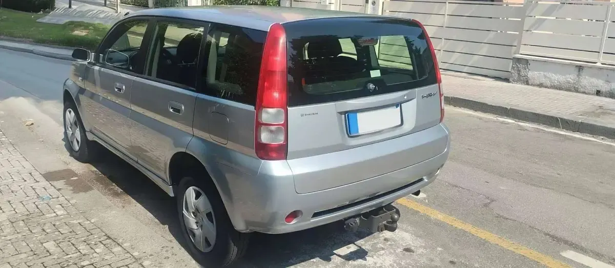 Usata Honda HR-V 105 CV (77 kW) 2003 Argento SUV