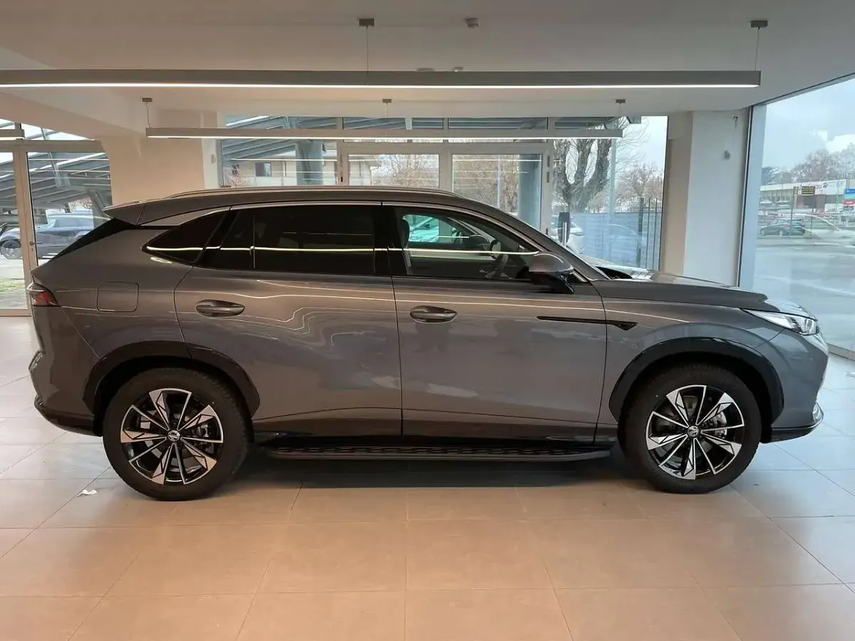Nuova MG EHS Luxury 272 CV (200 kW) 2026 Gray SUV