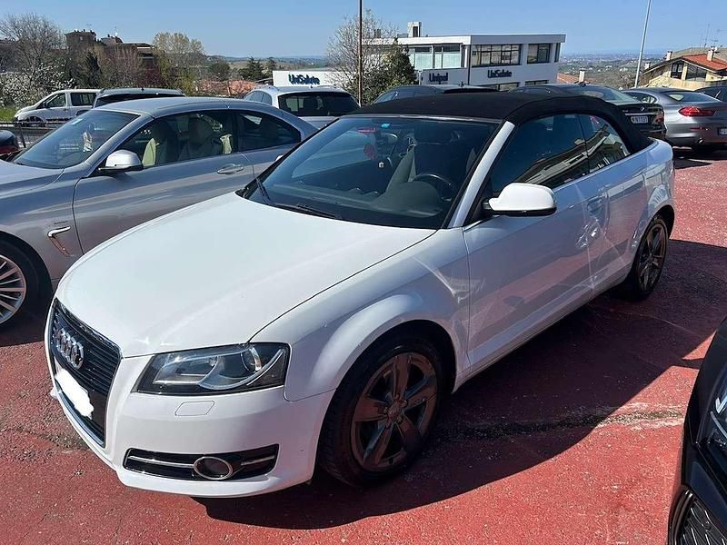 Usata Audi A3 Cabriolet Ambition 105 CV (77 kW) 2012 Bianco Cabrio