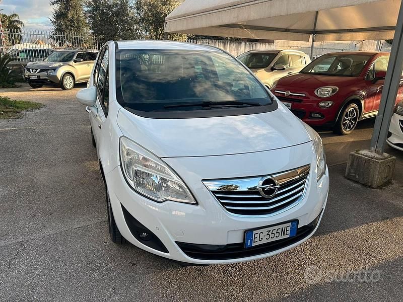Usata Opel Meriva 110 CV (80 kW) 2011 Bianco Monovolume