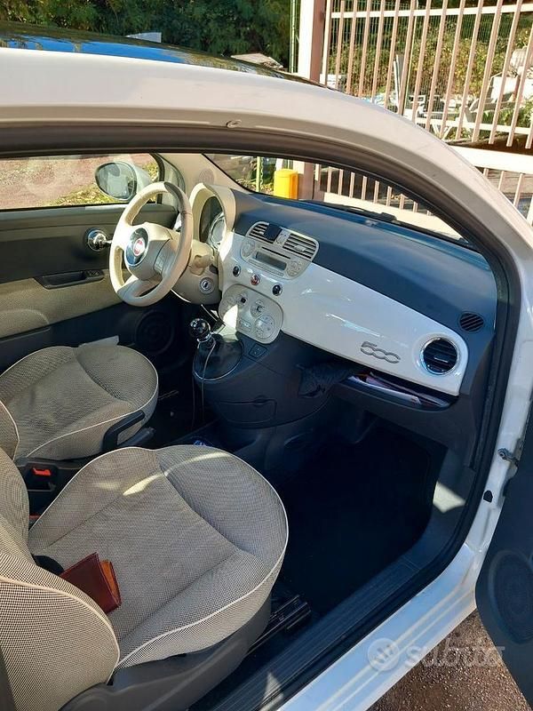Usata Fiat 500 69 CV (50 kW) 2011 Bianco Utilitaria