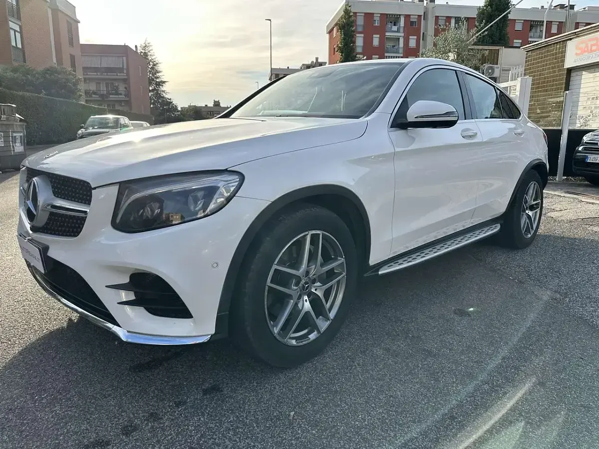 Usata Mercedes GLC250 AMG 204 CV (150 kW) 2018 Silver metallic SUV