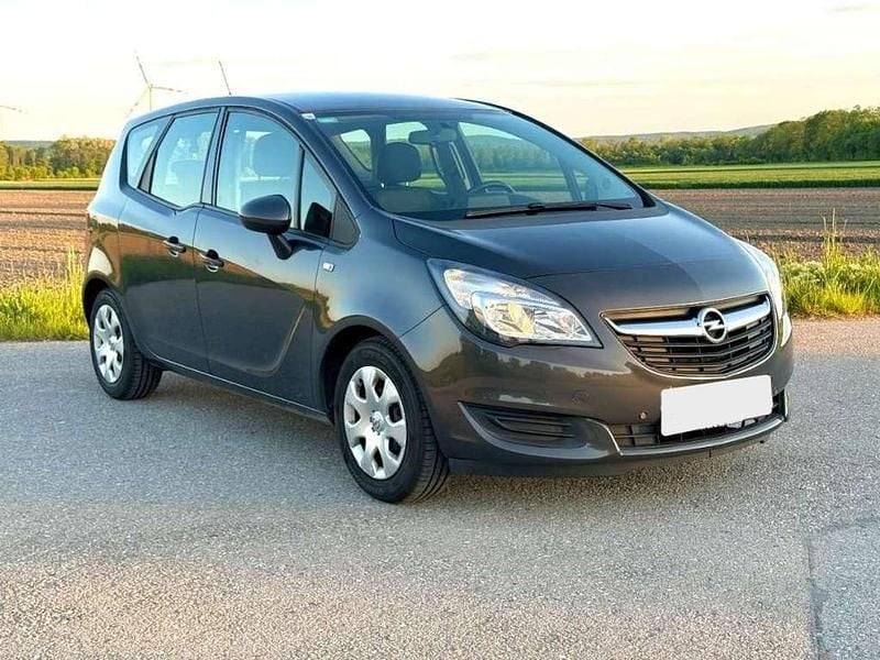 Grigio scuro Usata 2016 Opel Meriva Cosmo Monovolume | 5400 € (Ottimo prezzo) - Immagine 1/4