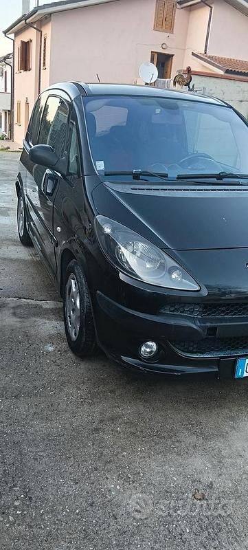 Usata Peugeot 1007 68 CV (50 kW) 2005 Nero Monovolume