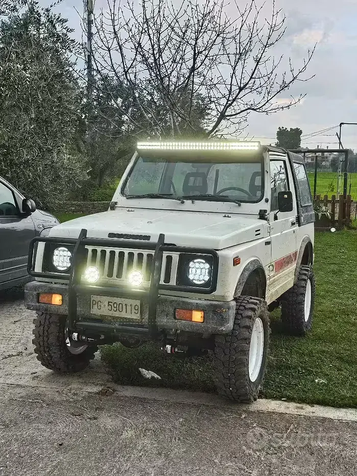 Usata Suzuki Samurai 45 CV (33 kW) 1986 SUV