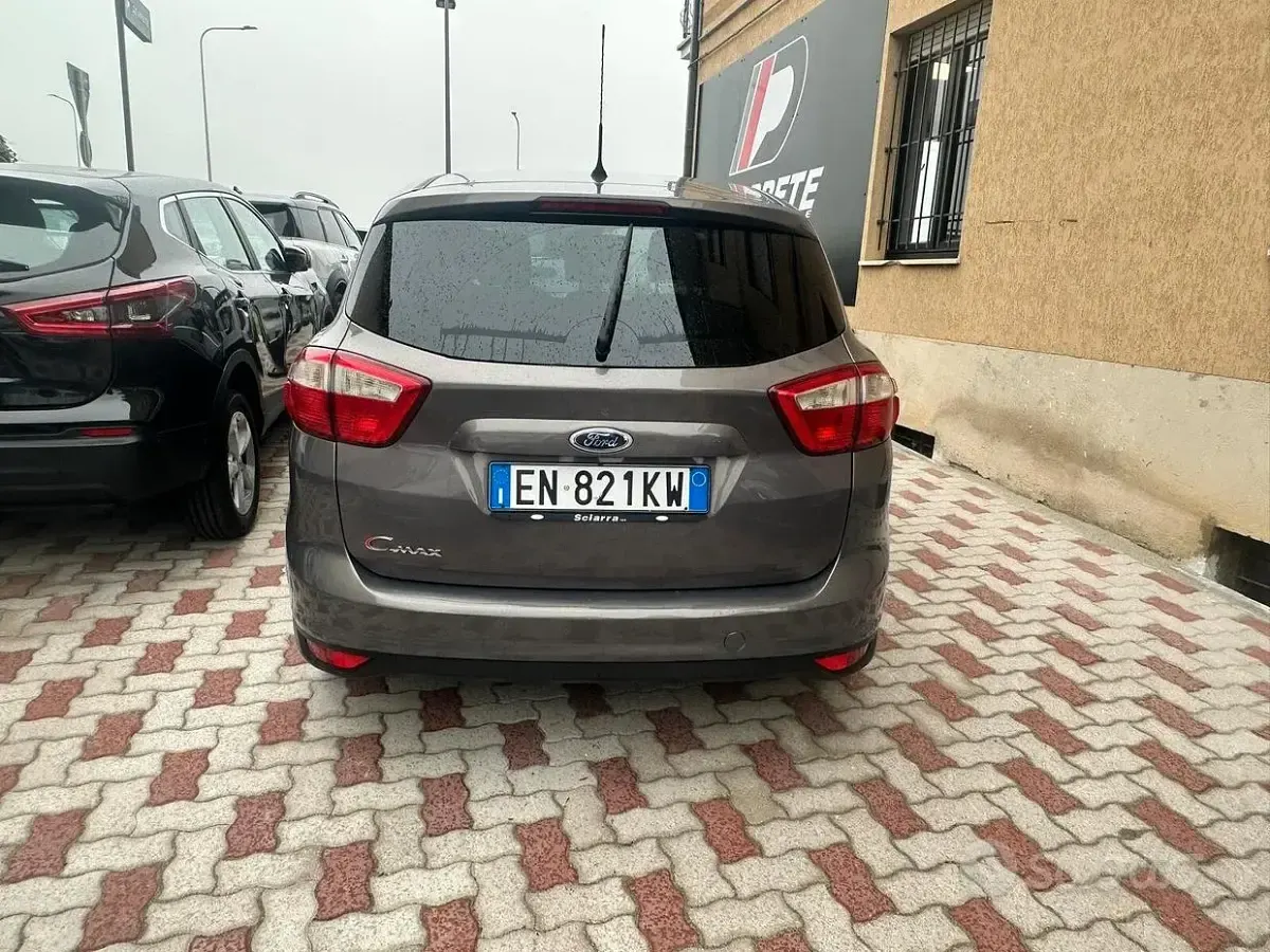 Usata Ford C-MAX Titanium 163 CV (119 kW) 2012 Grigio Monovolume