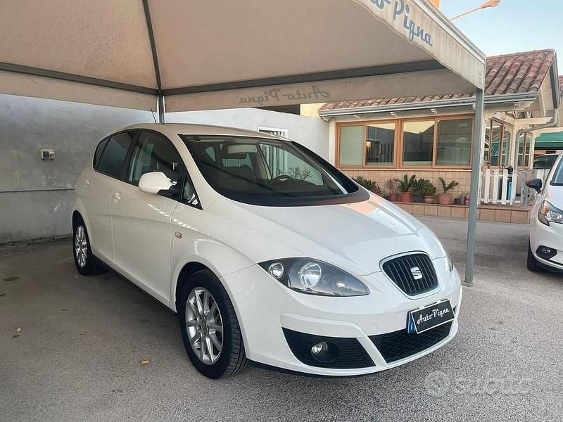 Usata Seat Altea Style 105 CV (77 kW) 2012 Bianco Monovolume