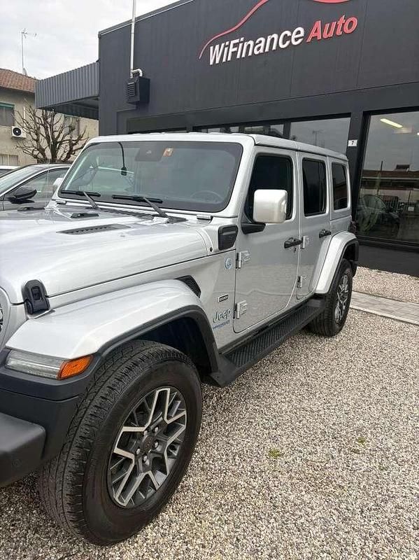 Usata Jeep Wrangler Unlimited Sahara 379 CV (278 kW) 2022 Grigio SUV