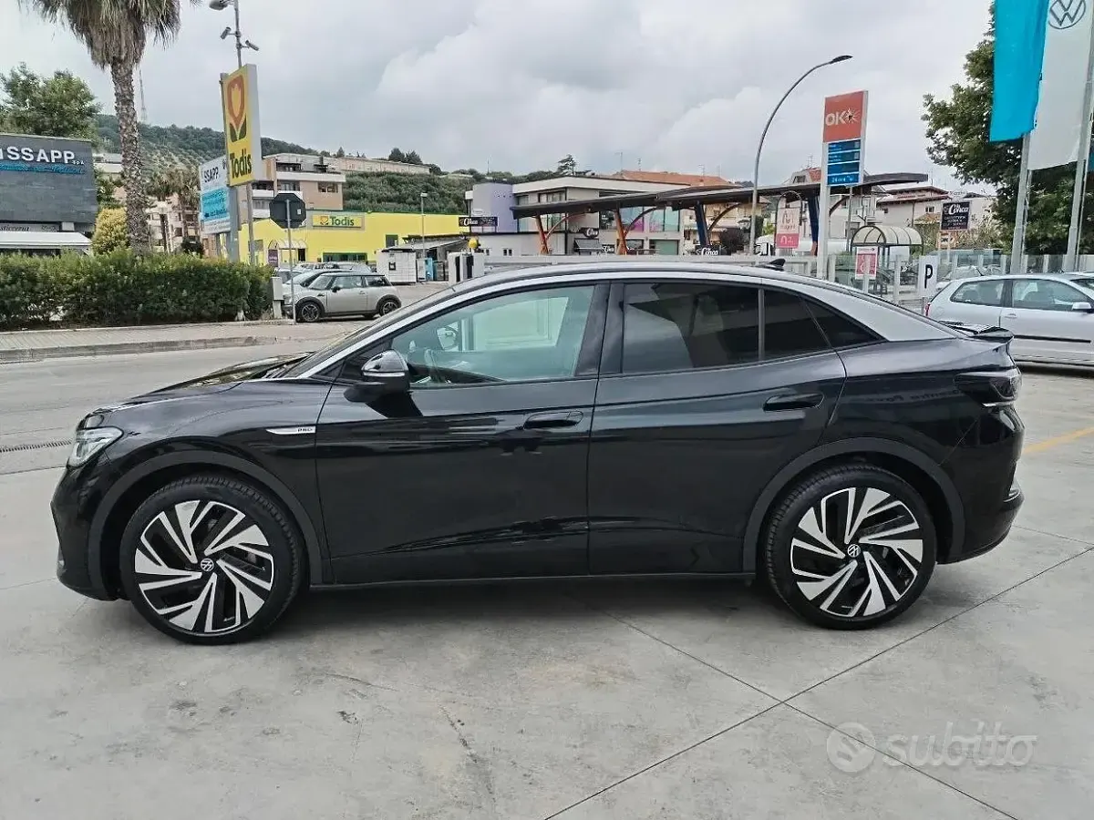 Usata VW ID.5 Comfortline 69 kW (95 CV) 2023 Grenadill black met. SUV