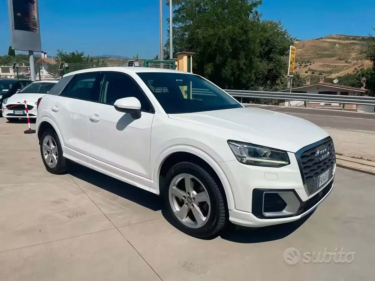 Usata Audi Q2 Admired 116 CV (85 kW) 2019 Bianco SUV