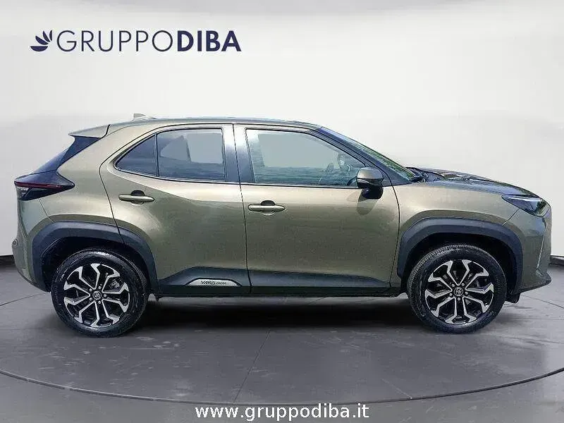 Usata Toyota Yaris Cross Trend 116 CV (85 kW) 2022 Bronzo SUV