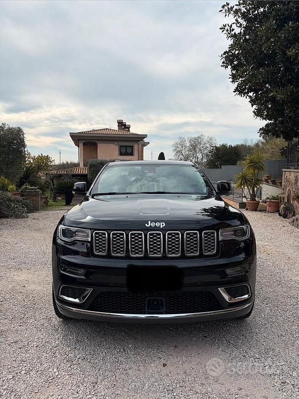Usata Jeep Grand Cherokee Summit 250 CV (183 kW) 2018 Nero SUV
