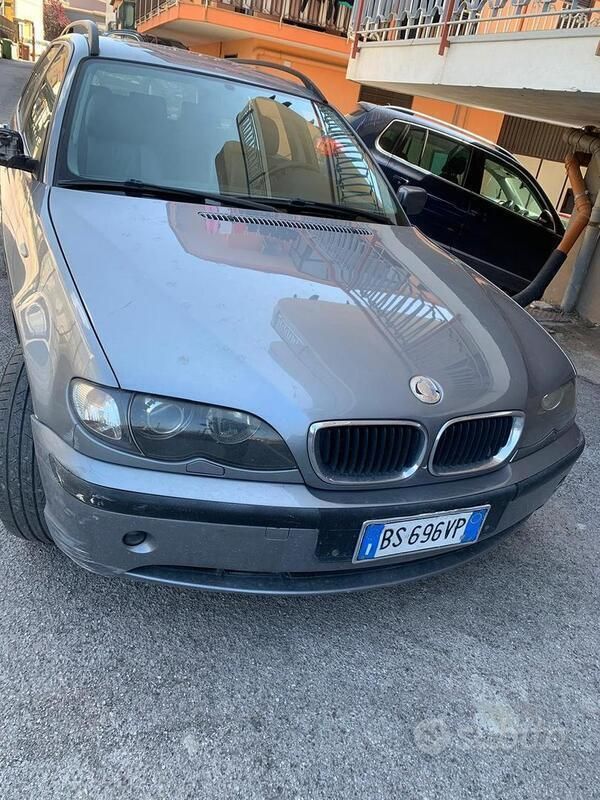 Grigio Usata 2003 BMW 320 Station wagon | 1000 € (Super prezzo) - Immagine 1/4