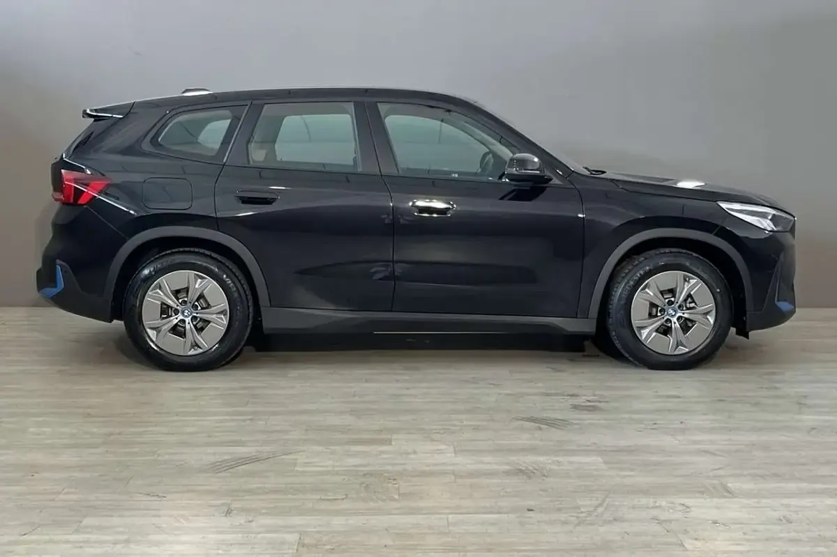 Usata BMW iX1 94 kW (128 CV) 2023 Nero SUV