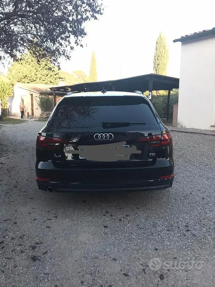 Usata Audi A4 S-Line 150 CV (110 kW) 2018 Nero Station wagon
