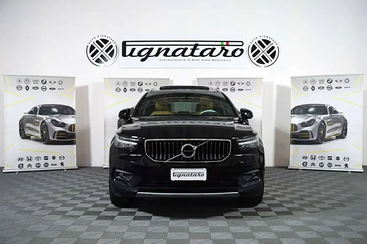 Usata Volvo XC40 Inscription 179 CV (131 kW) 2021 Nero void SUV