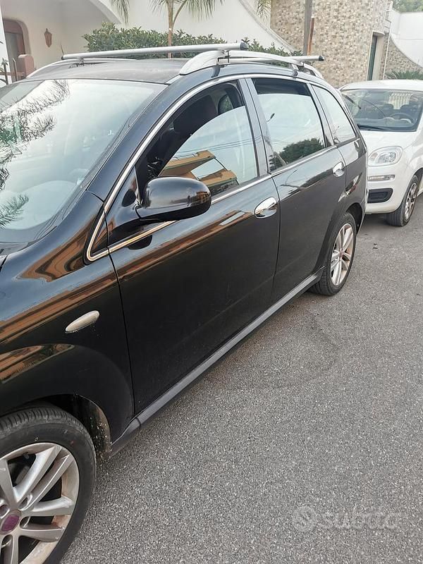 Usata Fiat Croma 150 CV (110 kW) 2008 Nero Station wagon