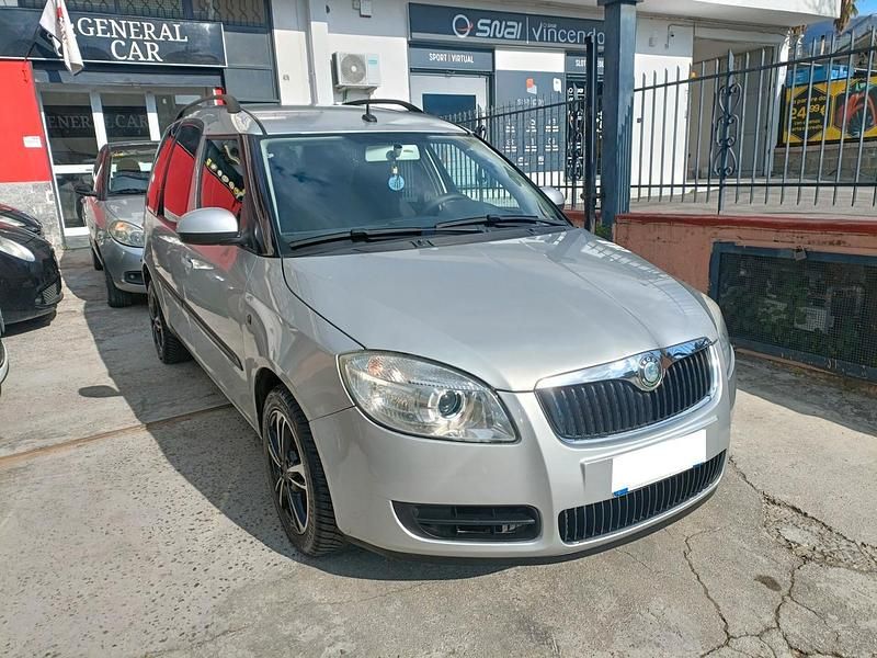 Occasion Skoda Roomster Comfort 80 ch (58 kW) 2007 Argent Monospace