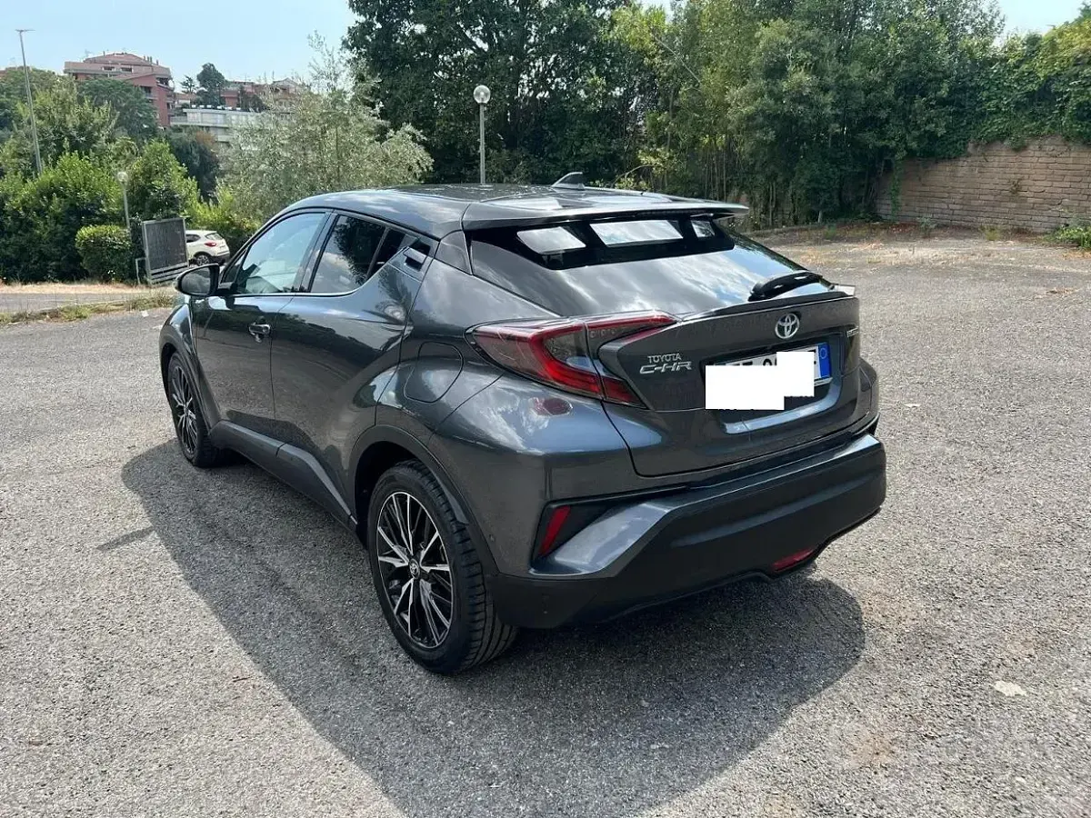 Usata Toyota C-HR Lounge 98 CV (72 kW) 2019 Grigio SUV
