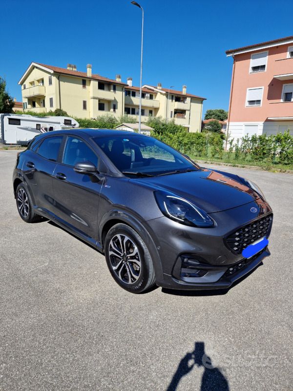 Usata Ford Puma ST-Line 125 CV (91 kW) 2021 Grigio SUV