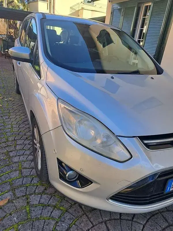 Usata Ford Grand C-Max Titanium 116 CV (85 kW) 2012 Monovolume
