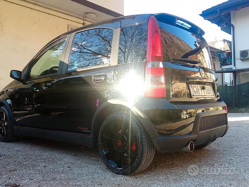 Usata Fiat Panda 100 CV (73 kW) 2006 Nero Berlina