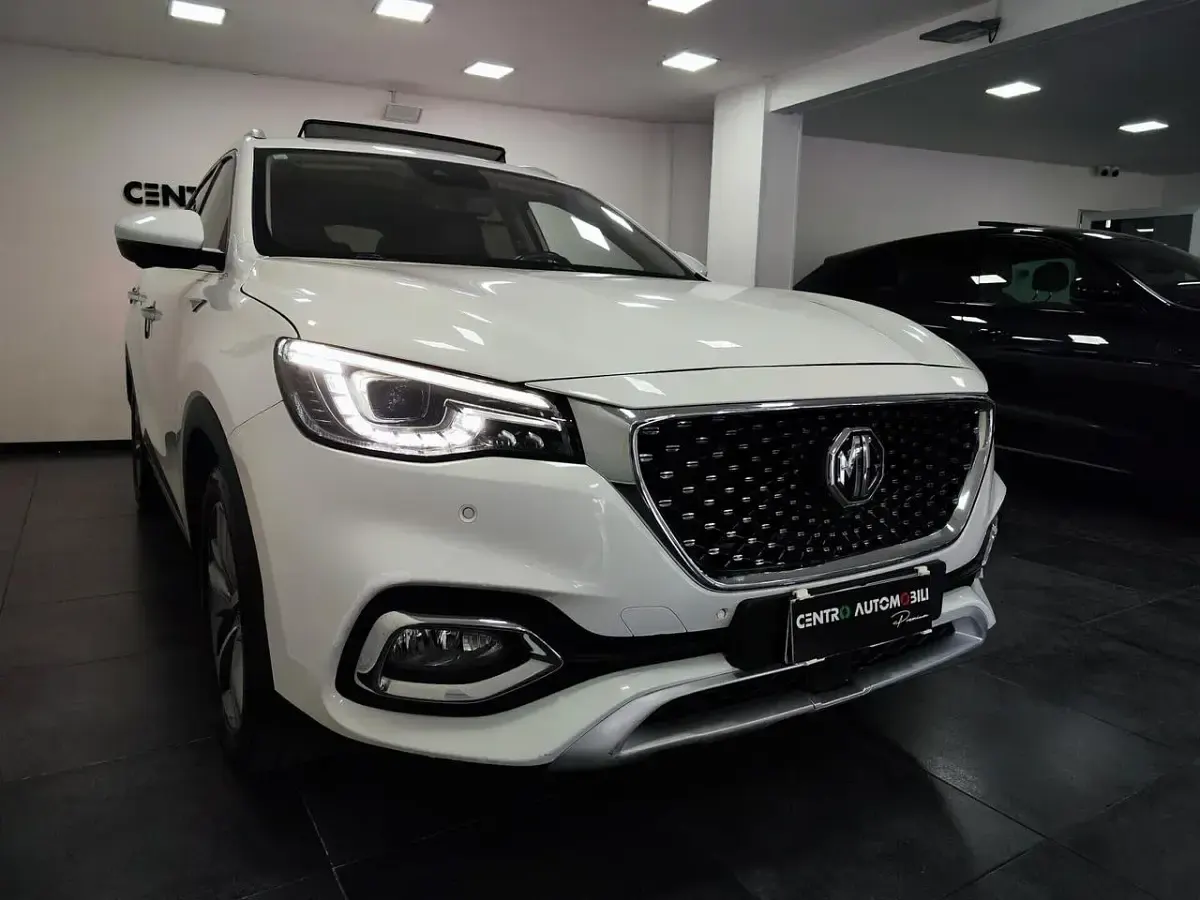 Usata MG EHS Exclusive 161 CV (118 kW) 2021 Bianco SUV