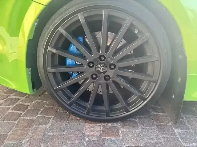 Usata Ford Focus RS 305 CV (224 kW) 2009 Verde Berlina
