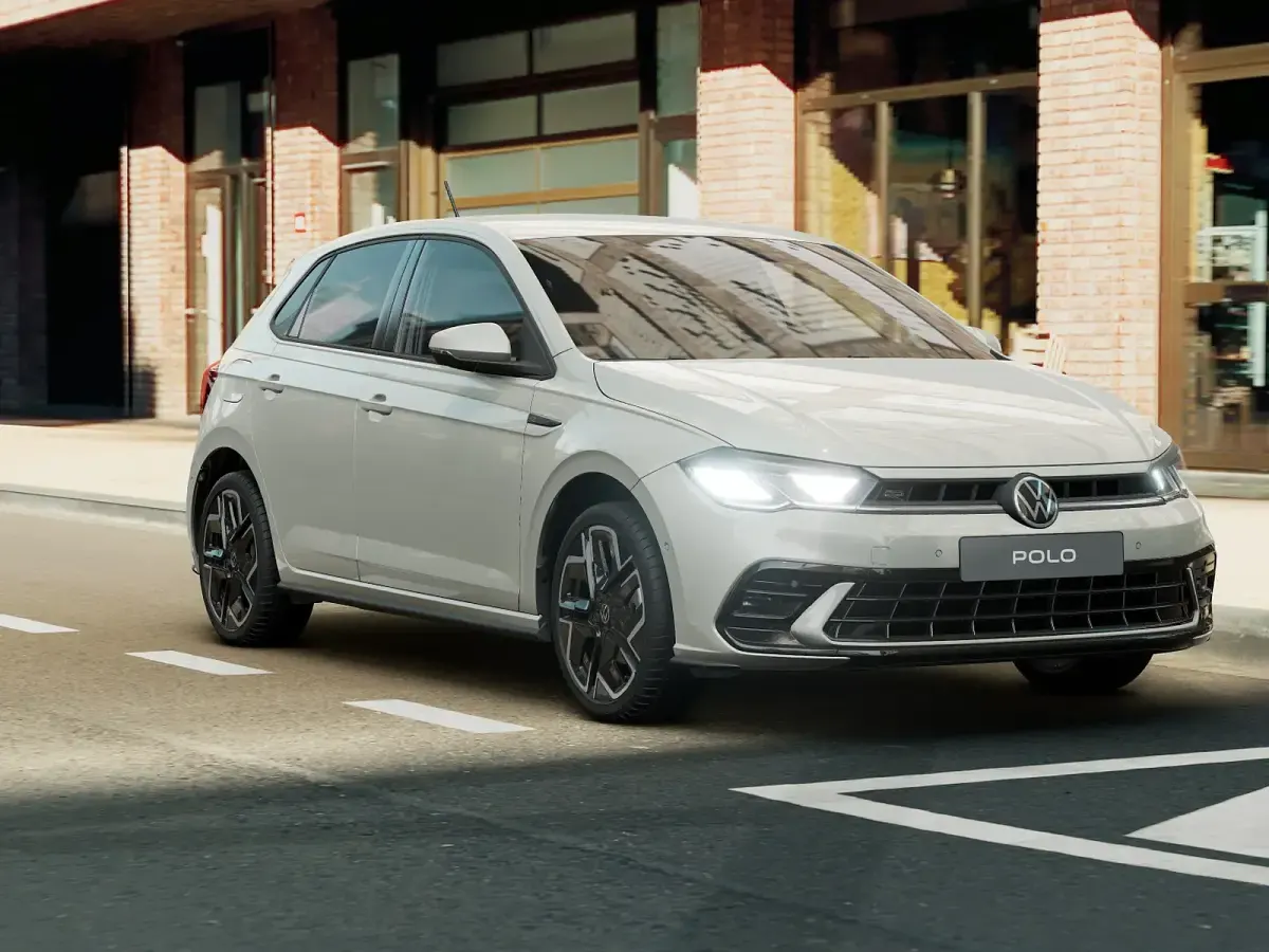 Nuova VW Polo R-line Plus 115 CV (84 kW) 2026 Ascot grey Utilitaria