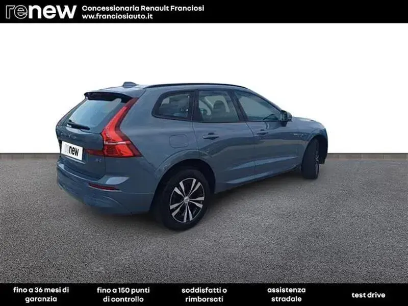 Usata Volvo XC60 Momentum 197 CV (144 kW) 2022 Grigio SUV