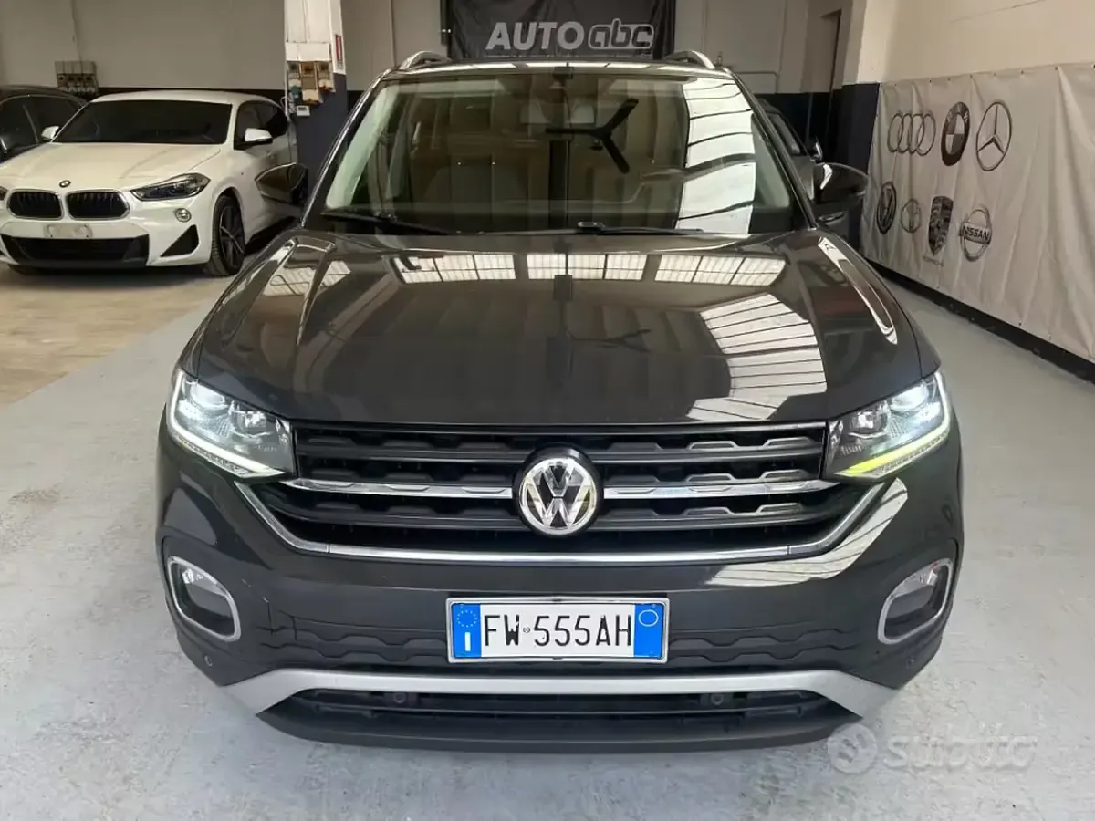Usata VW T-Cross Advance 95 CV (69 kW) 2019 Grigio SUV