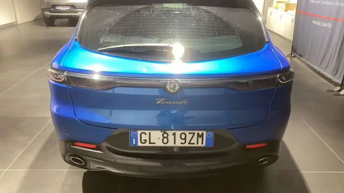 Usata Alfa Romeo Tonale Veloce 280 CV (205 kW) 2023 Blu/azzurro SUV