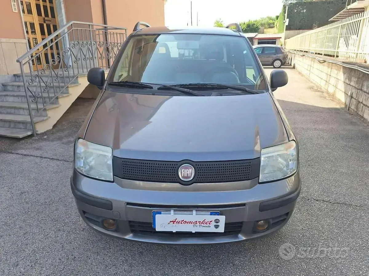 Usata Fiat Panda Classica 77 CV (56 kW) 2012 Grigio Utilitaria