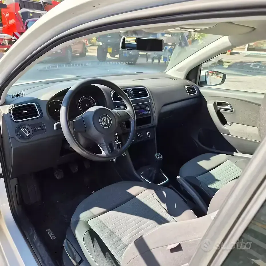 Usata VW Polo 75 CV (55 kW) 2011 Bianco Utilitaria