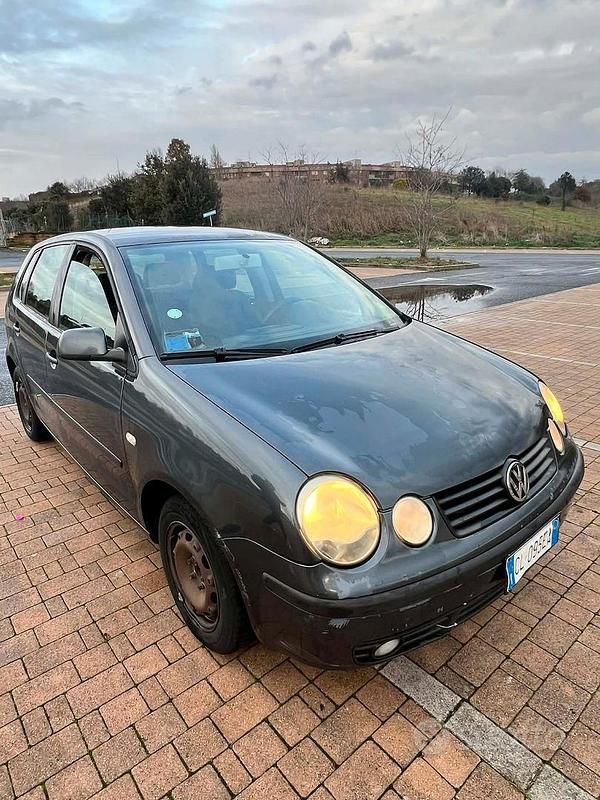 Usata VW Polo 75 CV (55 kW) 2003 Grigio Berlina