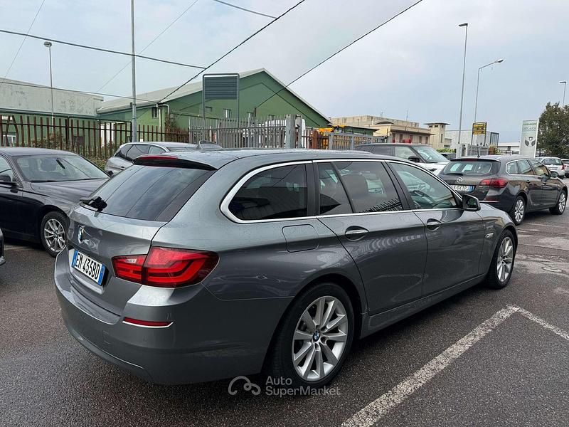 Usata BMW 520 184 CV (135 kW) 2012 Grigio Station wagon