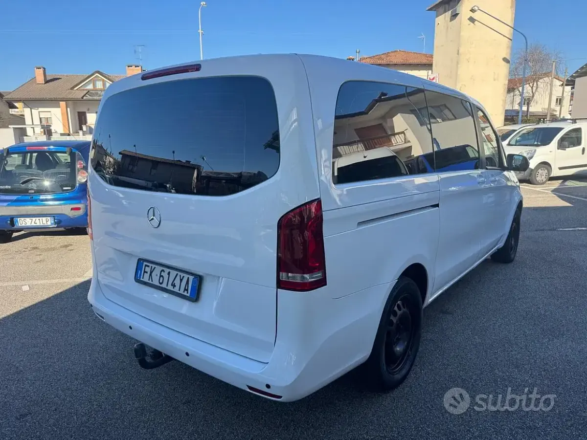 Usata Mercedes V220 Executive 163 CV (119 kW) 2017 Bianco Monovolume