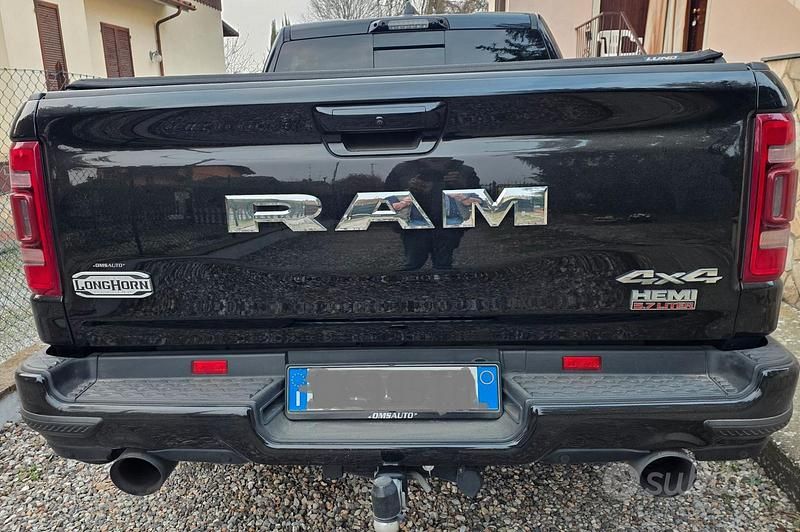 Usata RAM 1500 420 CV (308 kW) 2025 Nero Pick-up