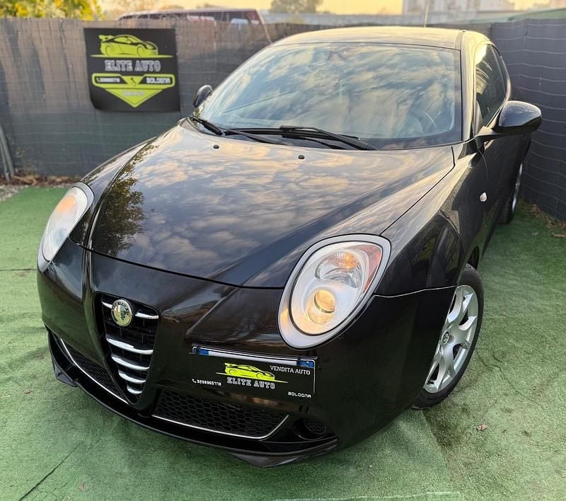 Nero Usata 2010 Alfa Romeo MiTo Distinctive Due volumi | 3600 € (Buon prezzo) - Immagine 1/4
