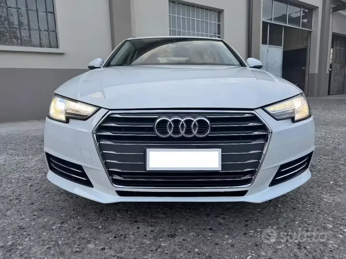 Usata Audi A4 150 CV (110 kW) 2016 Bianco Station wagon