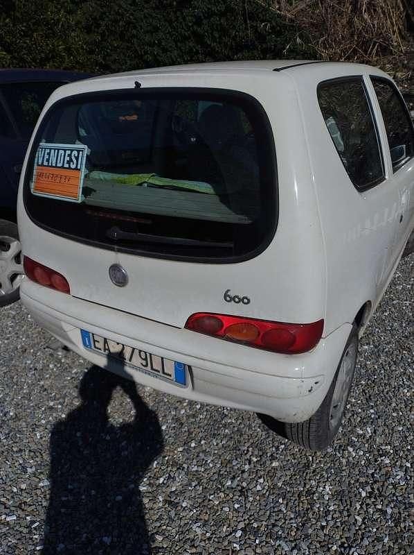 Usata Fiat 600 Anniversary 54 CV (39 kW) 2009 Utilitaria