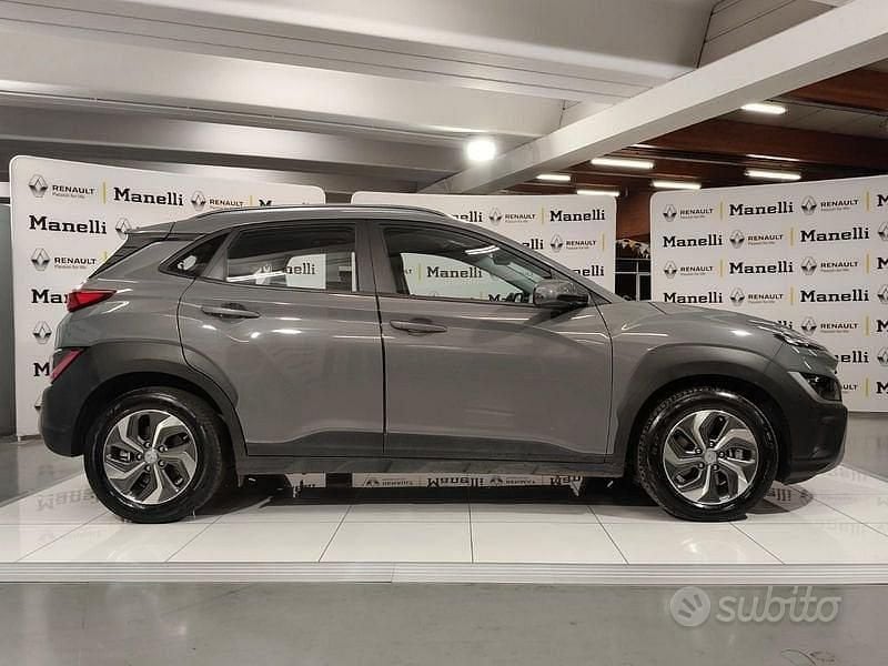 Usata Hyundai Kona 141 CV (103 kW) 2022 Grigio SUV